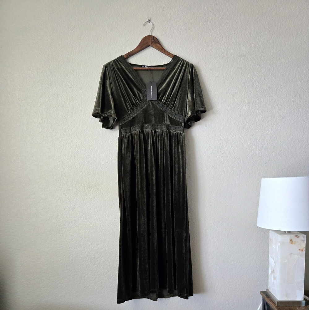 Elegant Velvet Green Dress
